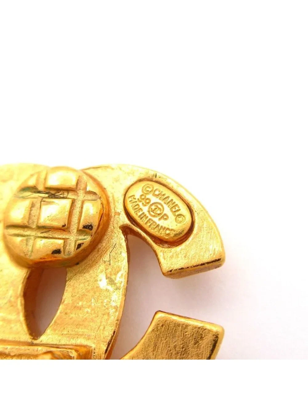 Chanel Earrings Gold